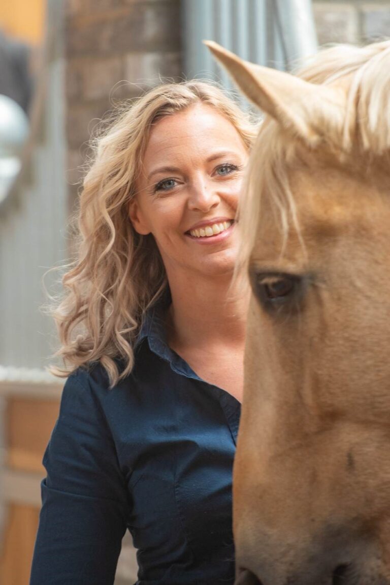 Morgan Lashley - veterinair hoofdredacteur en auteur bij Paardenarts.nl